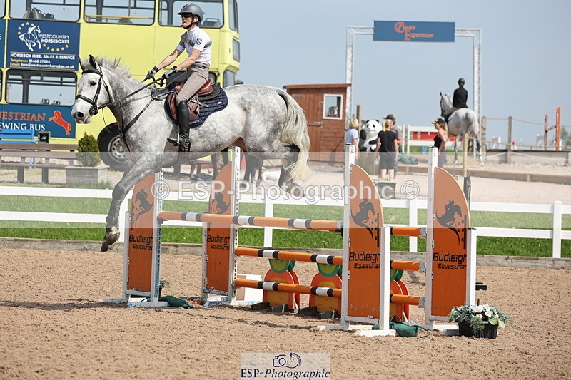 240510A-144905-07874 - Cls 17 1.05m National Am Quali