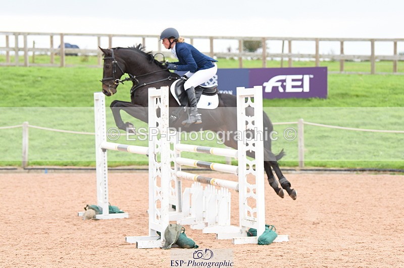 230927A-220714-00245 - Cls 4 Newcomers & Open