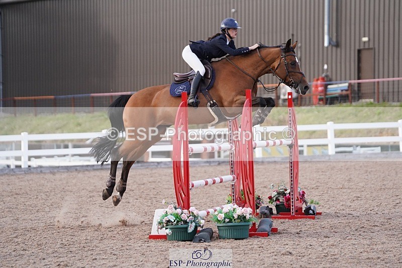 250627-201204-00598 - Cls 10+11 Children on Horses