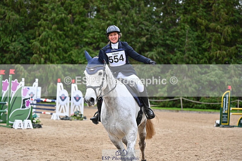 251026A-164254-26869 - G-554-Kerri.Mcnicol