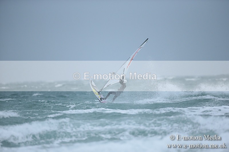 WS 030413-57 - Windsurfing
