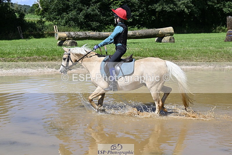 240728B-111932-00863 - Theo's Group XC