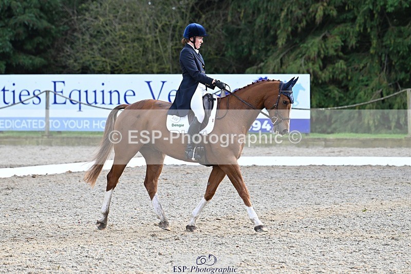 231019-160416-05231 - 066-FJK.OVER.AND.OUT-Alicia.Wilkinson-DR