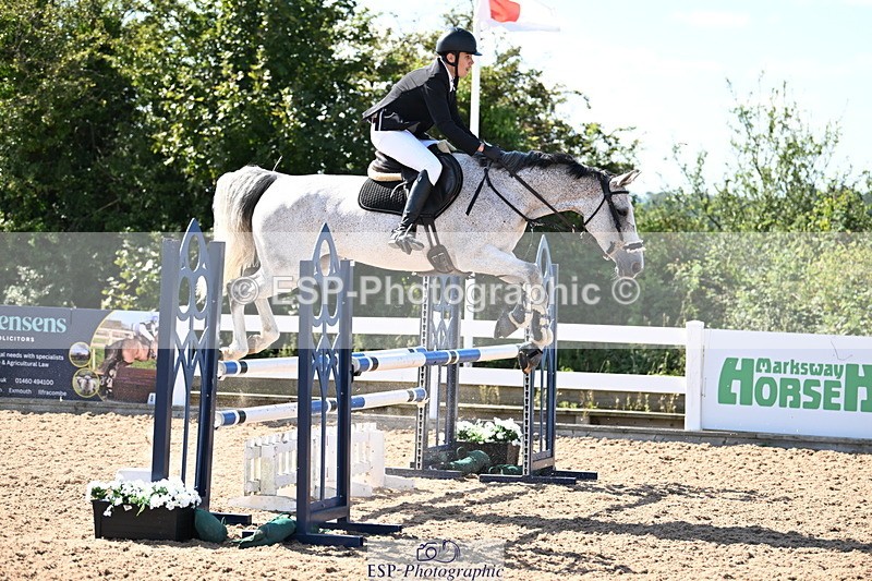 240914A-142604-07624 - Cls 24-S 1.05m Amateur Qualifier