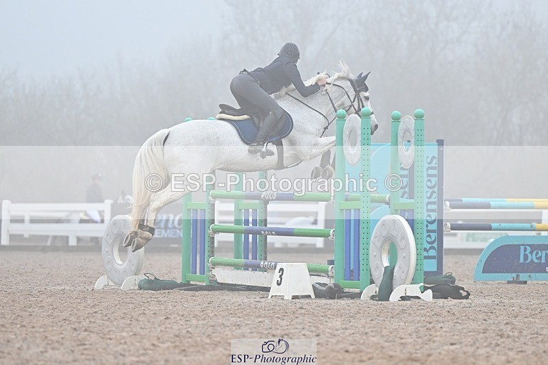 251115-123824-01026 - Cls 10 Pony Foxhunter and 1.10m Open