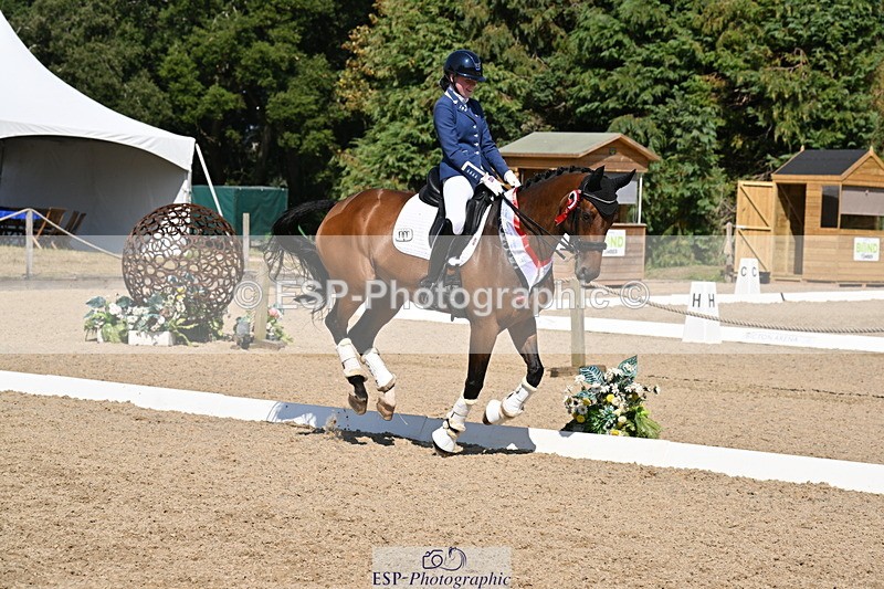 250810A-153254-08124 - Adv Medium SILVER Presentations