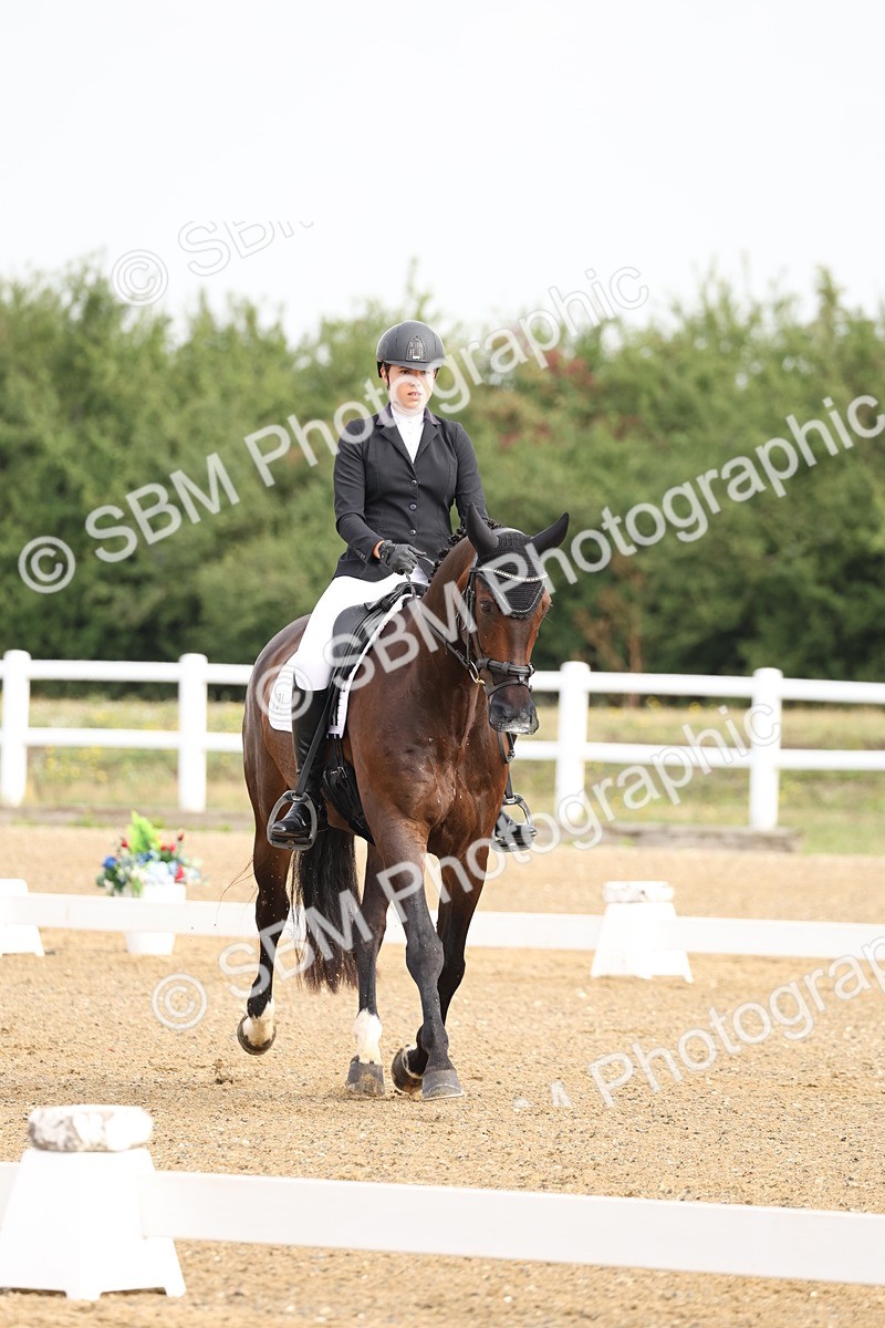 SBM_005404 - Class 6 - Novice 6 - 9.30-10.12