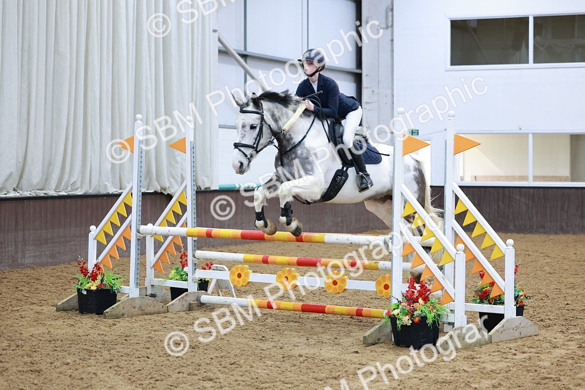 SBM_002900 - Class 9 - Equissage Pulse Senior BritiNovice/ 90cm Open