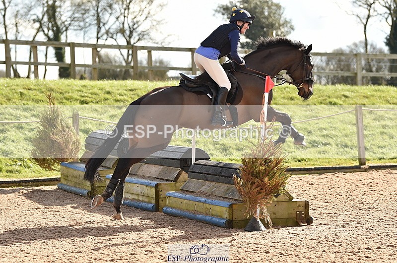 240303A-105720-00017 - 70cm