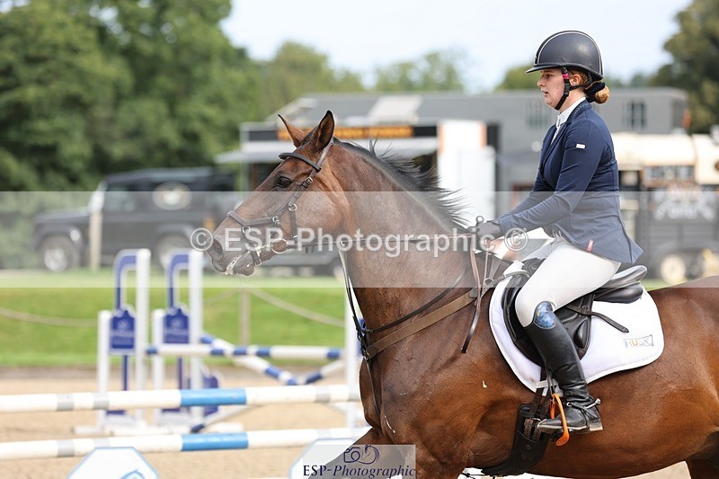 240817-094147-00370 - 02A Snr Brit Nov