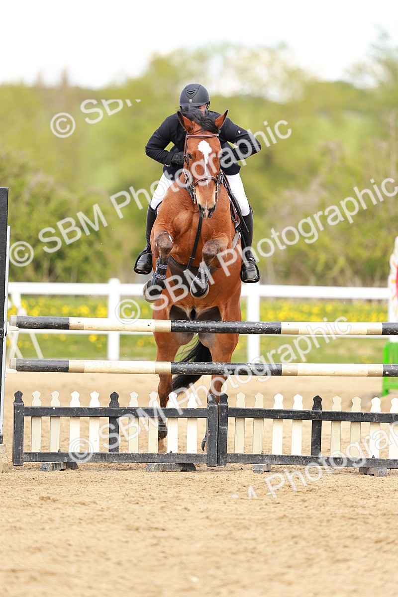 SBM_002212 - Class 4 - Senior Newcomers - 1.10m