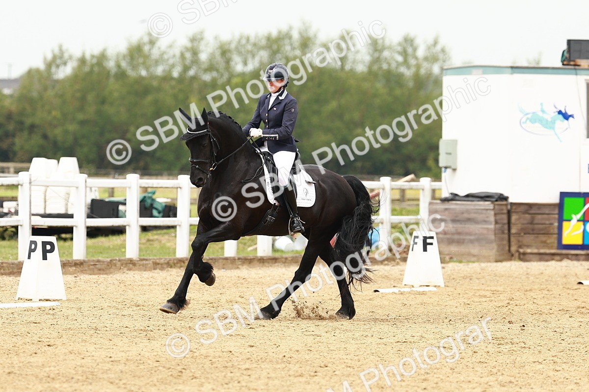 SBM_000996 - Class 6 - Novice 4