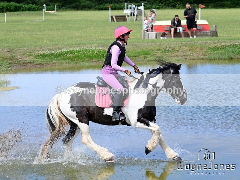 WJ7_9033 - Kellie Jade Ellie XC training with Kelly Harris 28-06-26