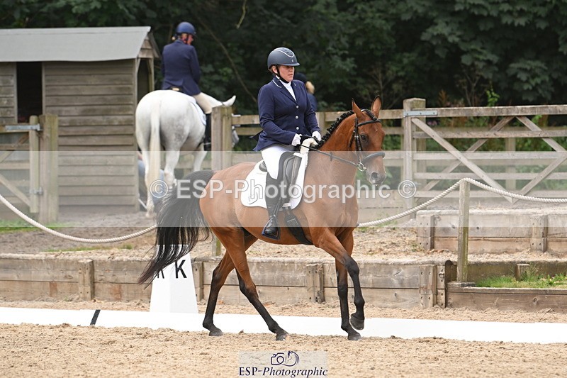 250719A-120941-04633 - 017-Samantha.Meech-Breezeblock