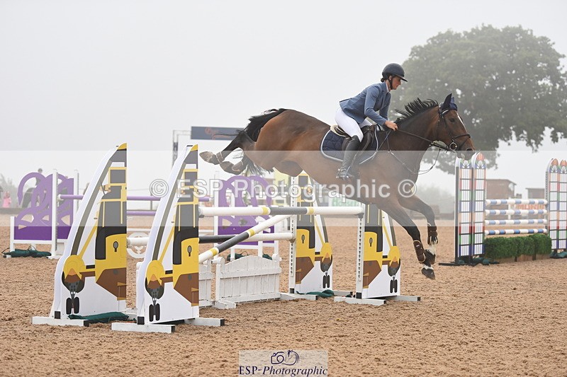 230916A-101728-03762 - Cls 14 Snr Foxhunter