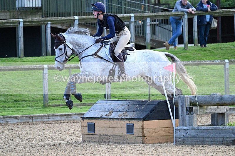 WJ7_6007 - Time 16:18 to 16:39