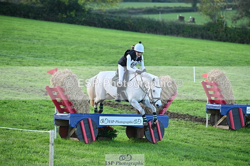 251025A-163750-22149 - H-652-Amelie.Perceval