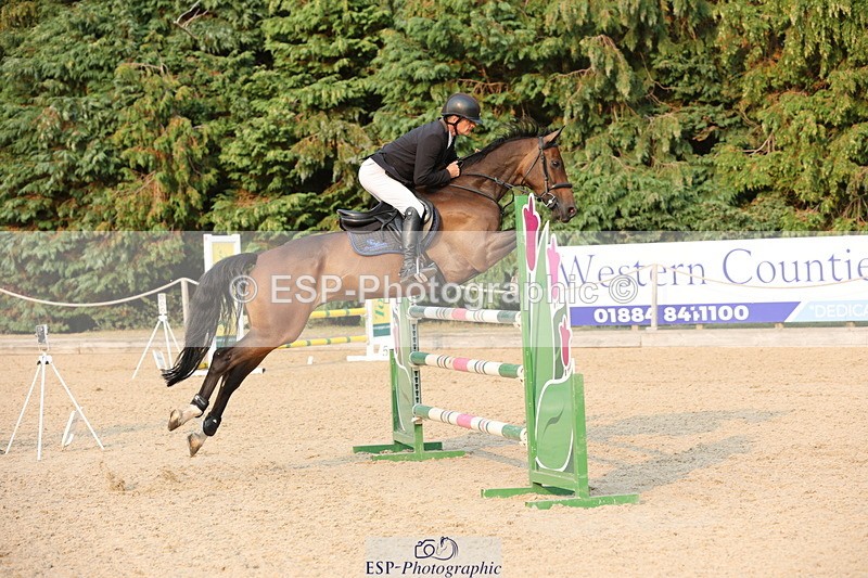 250816A-180211-03245 - Cls 11 Snr Foxhunter