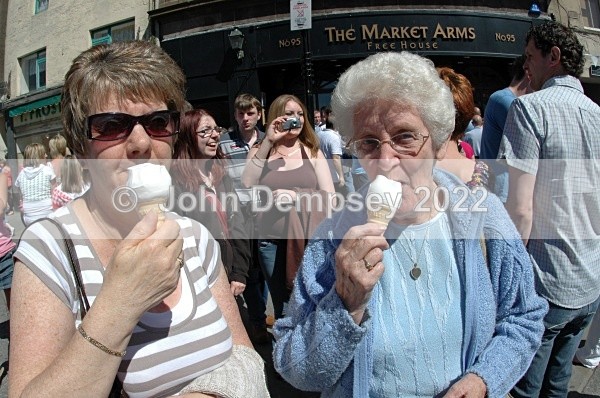 Ices All Round - Montrose Music Festival 2009