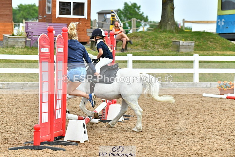 230609A-182013-02180 - Jolly Jumps Ride and Run