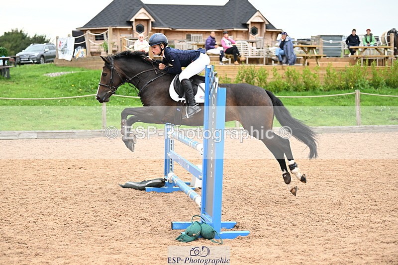 240907A-131327-01920 - Cls 3 Pony Medium Team 80cm & 90cm