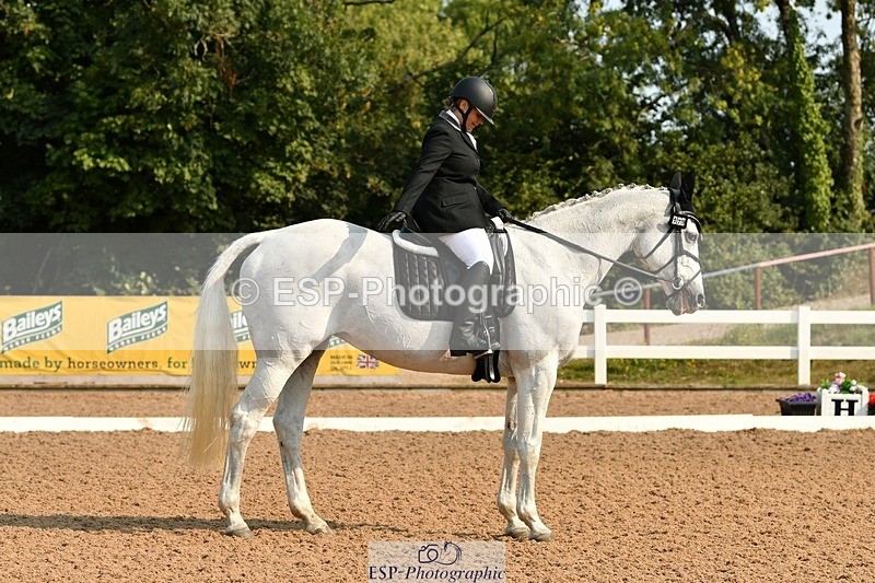 250817-095544-07675 - 179-Kate.WilliamsGhyllwood.April.Moment