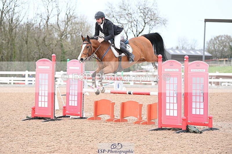 231208A-144712-01207 - Cls 7 National 1.30m & 1.40m