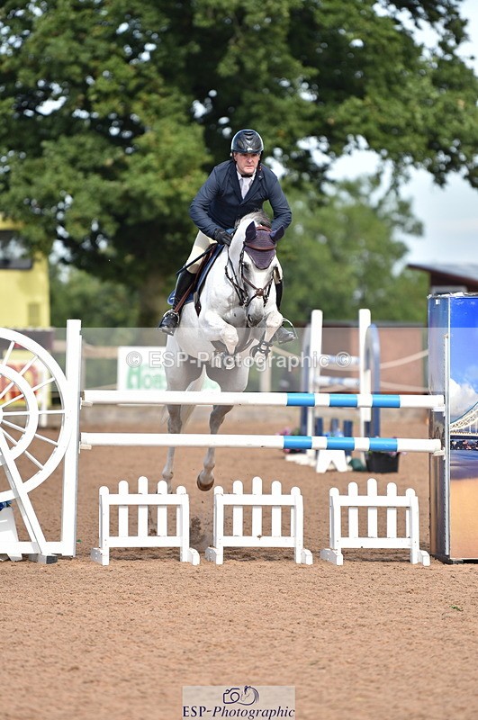 230810A-104458-00726 - Cls 9 Foxhunter