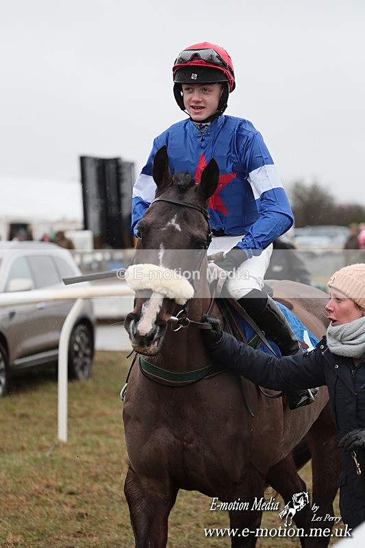 PtP 260125 30 - Cocklebarrow Point-to-Point racing with the Heythrop Hunt 26/01/25