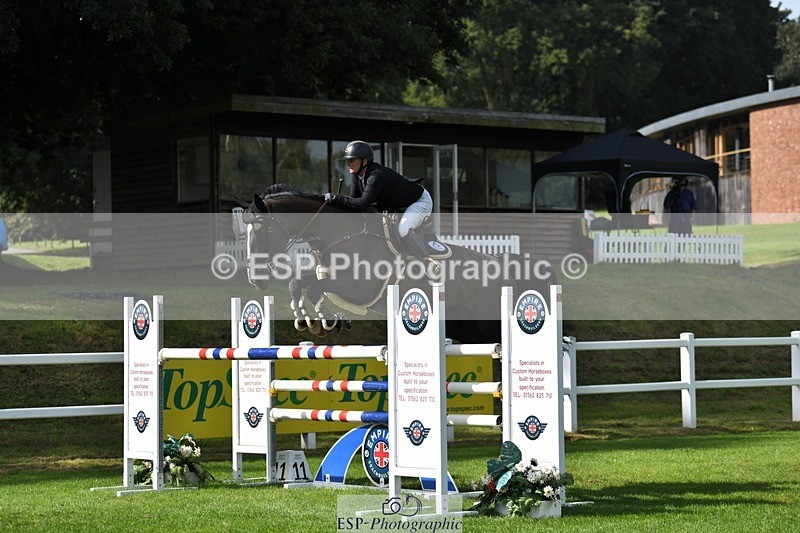 230908-112441-01125 - Cls 2 Snr Foxhunter & 1.20m Open