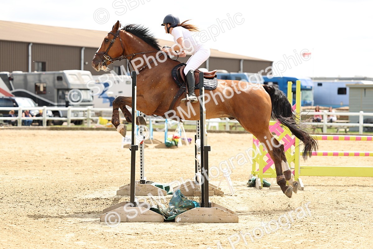 SBM_005196 - Class 18 - Senior 1.05m Open
