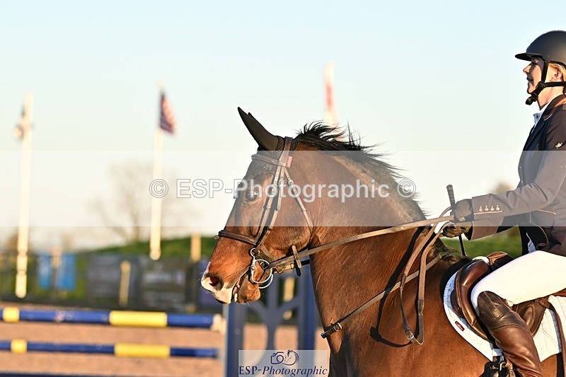 250401-191155-00921 - 90cm Classes