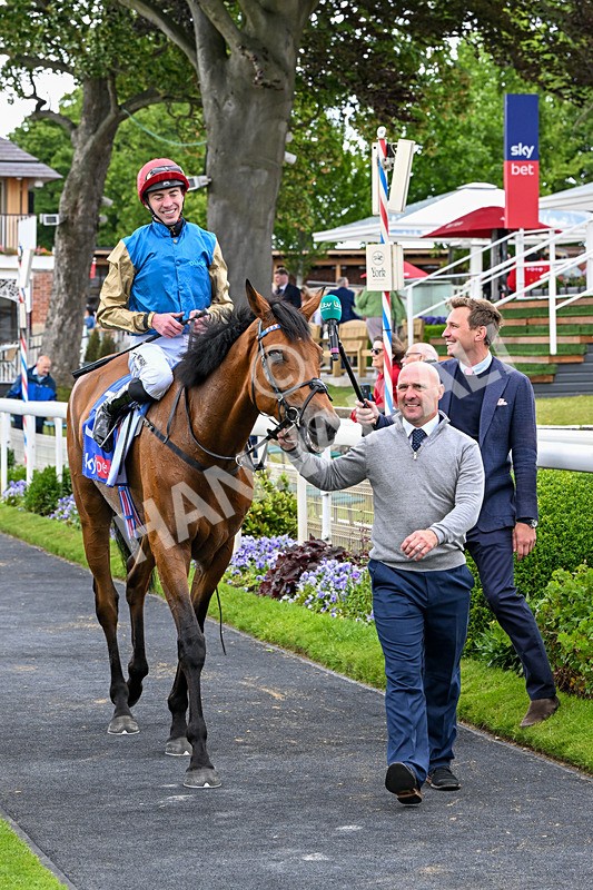 130626-Race 3-Gregory-1072 - Race 3 15.00pm Sky Bet Race To The Ebor Grand Cup Stakes