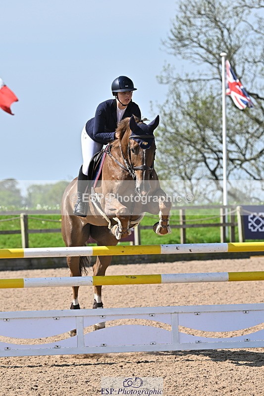 240509A-110200-01015 - Cls 9 Snr 1.20m Open