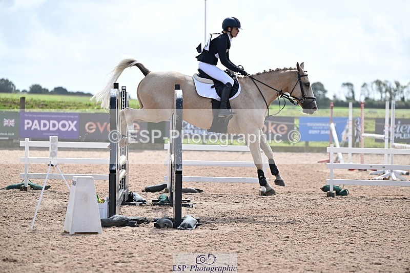 250831-135945-10233 - O-705-Imogen.Knight