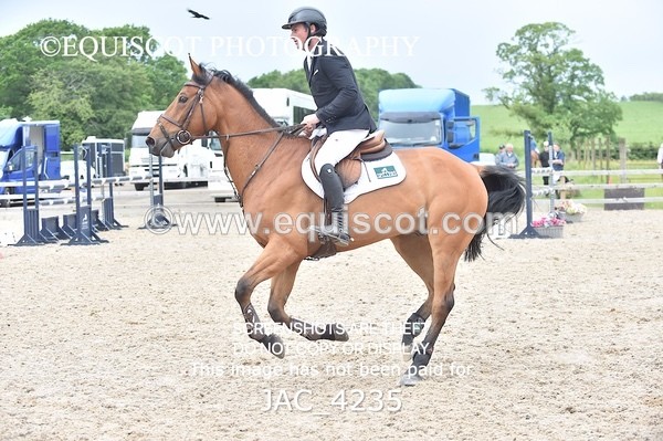 JAC_4235 - CLASS 6 Senior Foxhunter/ 1.20m Open