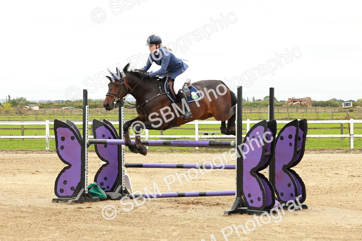 1I0A8015 - Class 5 - Senior Foxhunter 1.20m