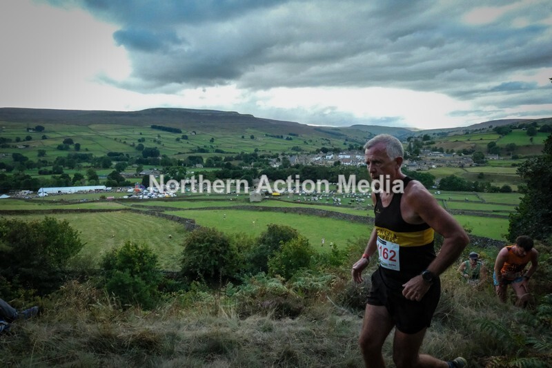 DSCF5140 - Reeth Fell race seniors