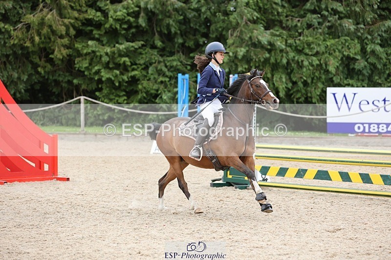 240615-161334-02258 - Cls 9&10 Club and Schools 70cm