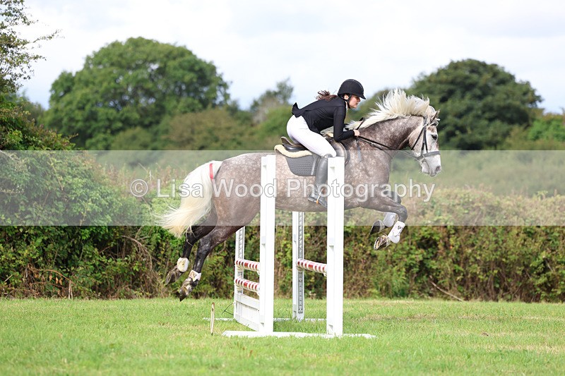 3E7A5599 - Class 2: 70cm Juniors and Seniors