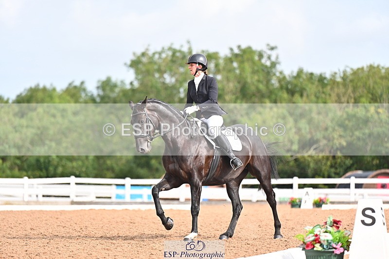 240817A-101034-07672 - 142-Elaine.Cleverdon-Pagante