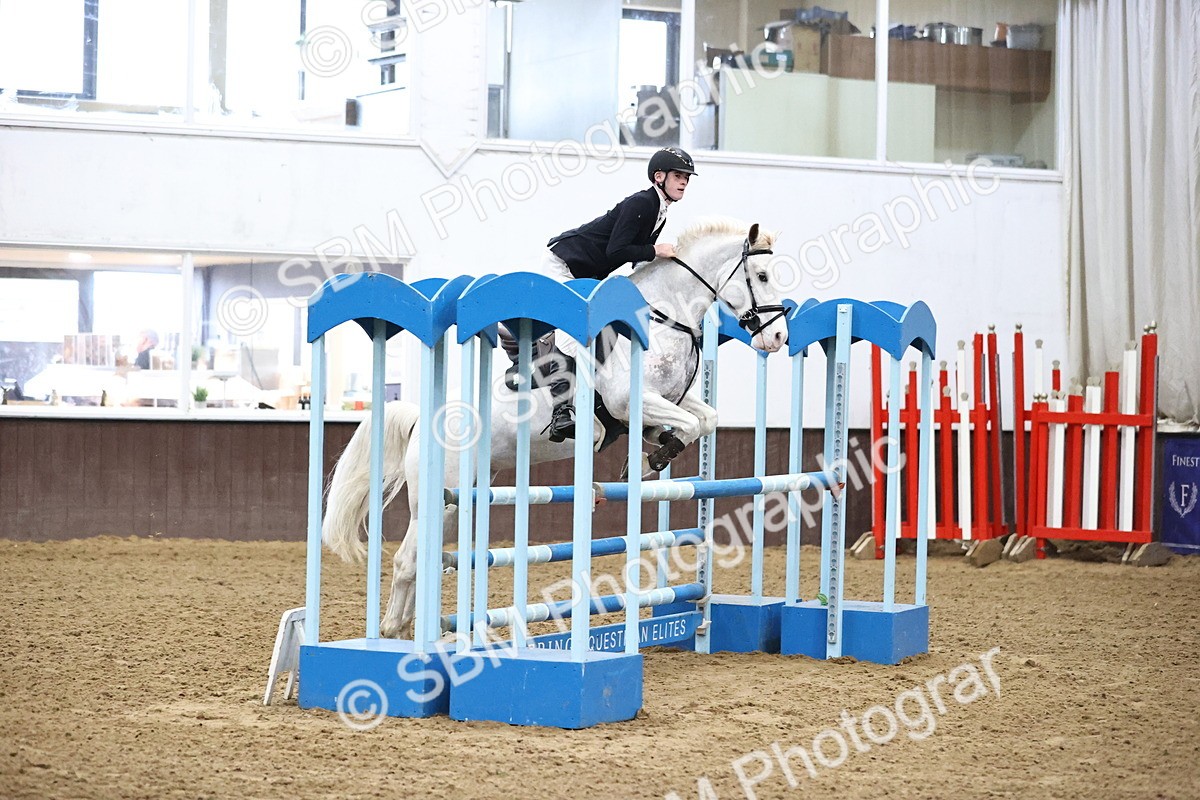 SBM_000749 - Class 4 - Blue Chip Pony Newcomers - 1.00m