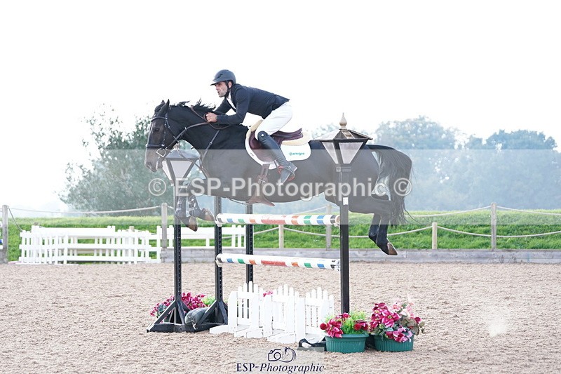 241004A-160514-02743 - Fri 05 Nat 1.30m & 1.40m Open
