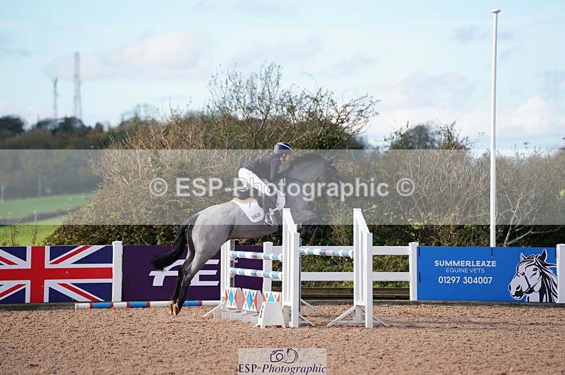 241027A-123836-02715 - SUN Cls 7 Pony Foxhunter and 1.10m Open