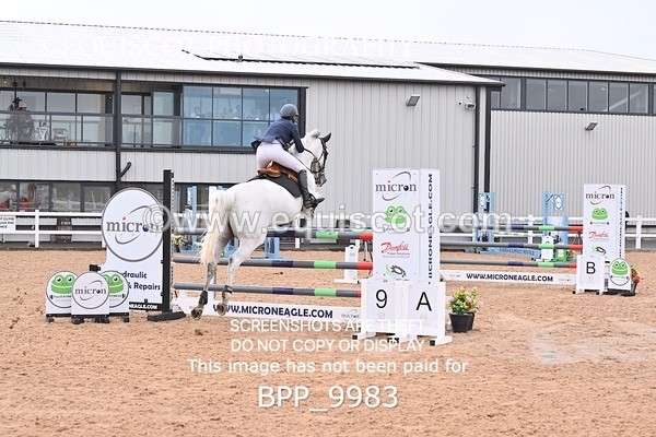 BPP_9983 - CLASS 24 SUN Redpost Equestrian Senior Foxhunter/1.20m Open