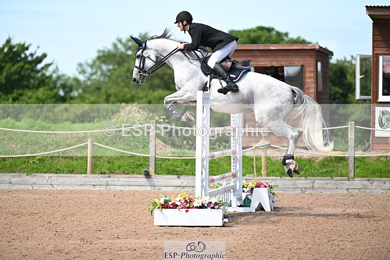 240718A-115001-04889 - Cls 1, 3 Star Small Tour 1.35m