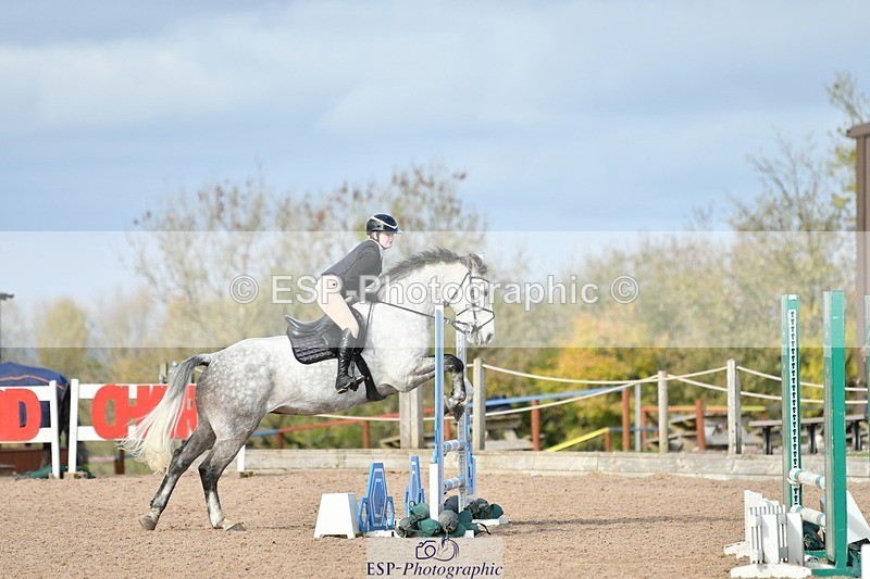 251026-114140-02570 - Cls 23+24 80cm Club and Schools