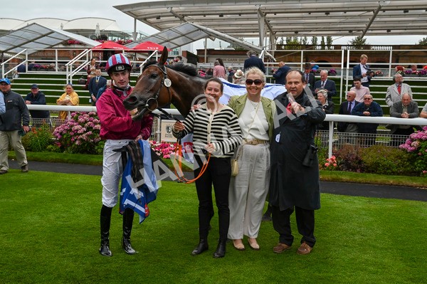 210824-Race 5-Extensio-5722 - Race 5 4.10pm Sky Bet Stayers Handicap