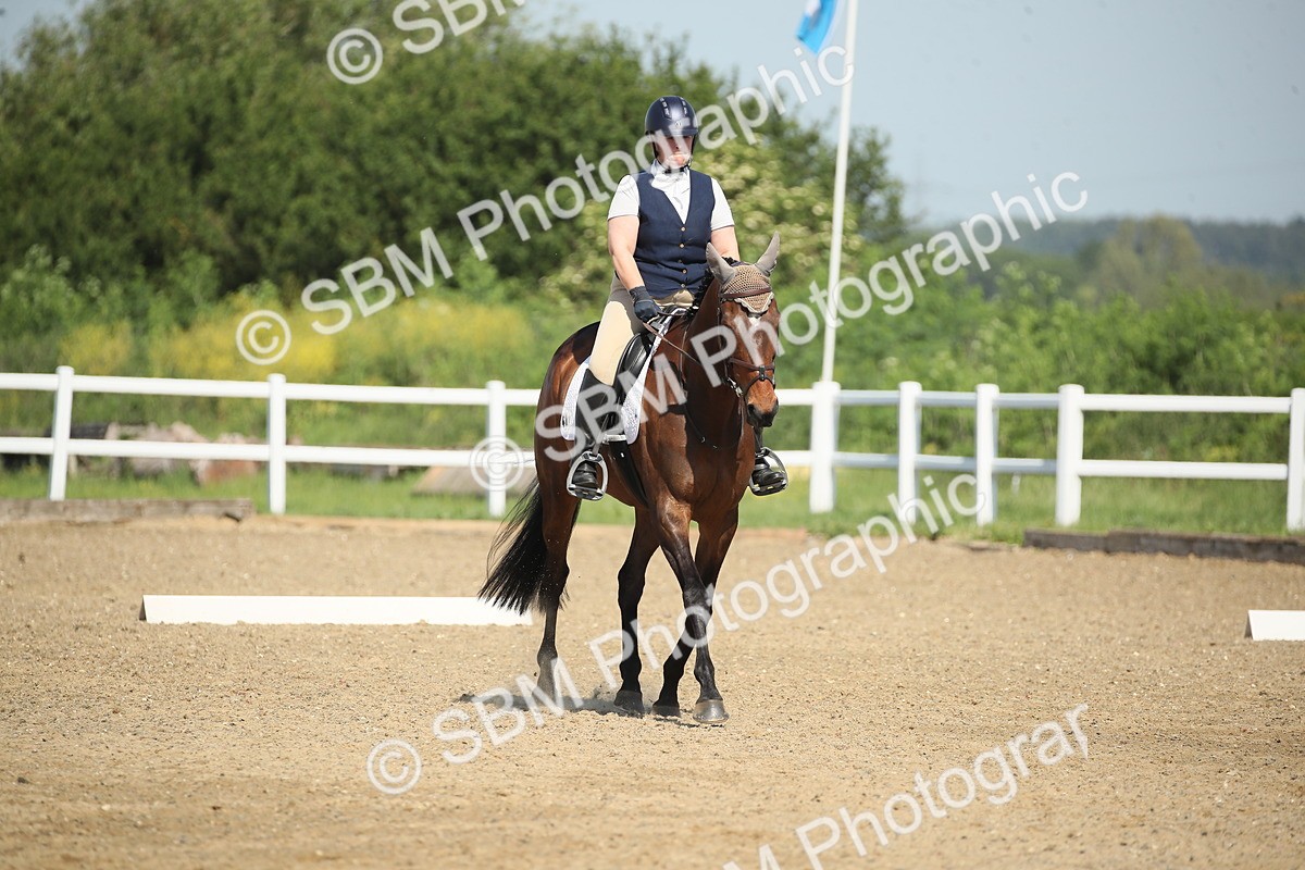 SBM_007932