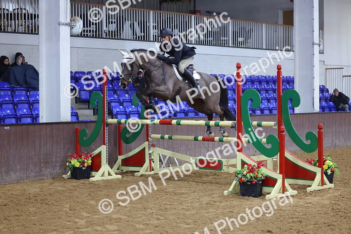 SBM_003009 - Class 17 - Redpost Equestrian Senior Foxhunter/ 1.20m Open - First Round (1.20m)